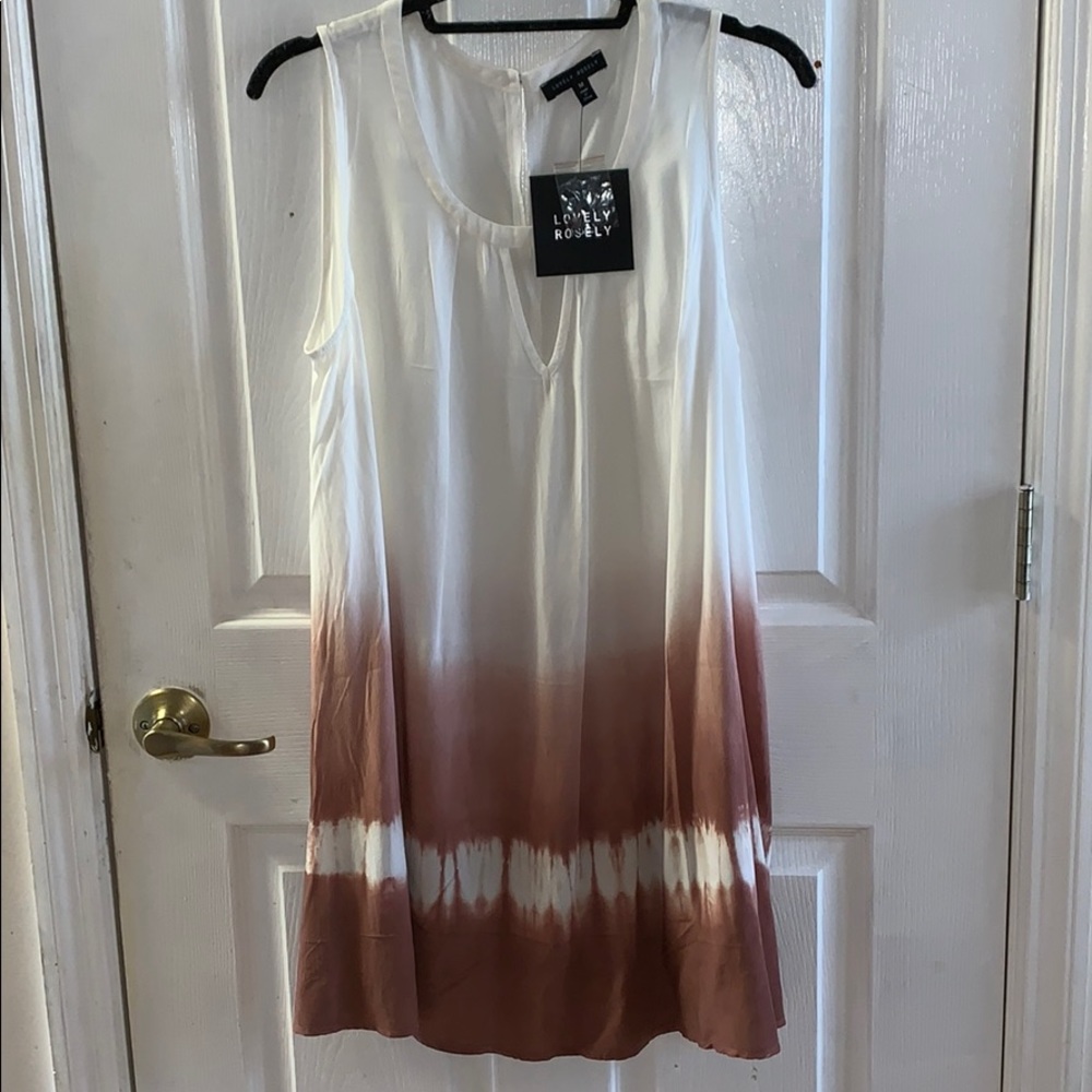 Lovely Rosley sleeveless dress🆕